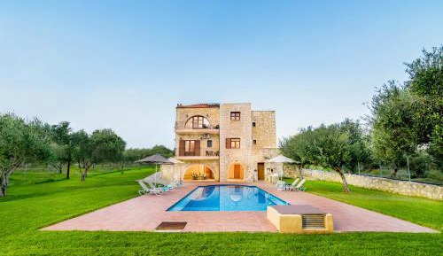 Three Bedroom Villa with Private Pool