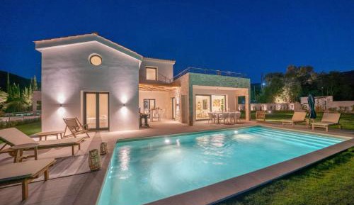 Superior Villa