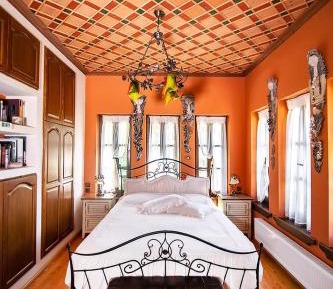 Three-Bedroom Townhouse