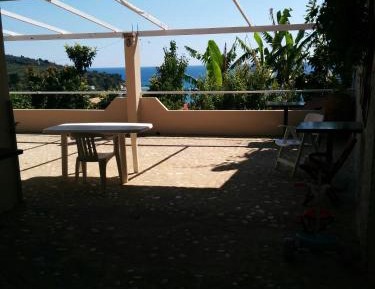 Apartment (3 Adults)