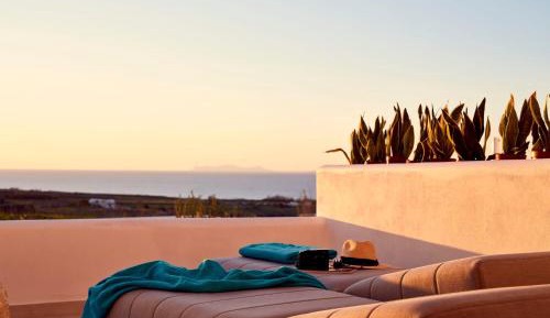 Delight Suite Outdoor Hot Tub with Sea and Sunset View