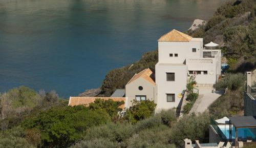 Two-Bedroom Villa with Private Pool and Sea View (Bay Villa)