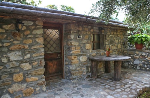 Agios Kirykos House | Deluxe Triple Room Ikaros by Captain Ikaros