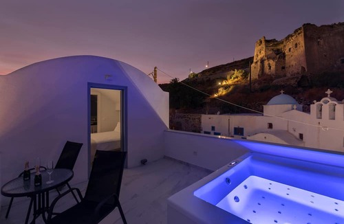 Emporio Bed & Breakfast | BlackStone Luxury Suites