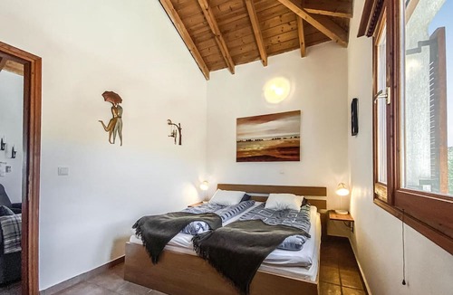 Pylos-Nestoras House | Awesome Home in Koroni With Outdoor Swimming Pool, Wifi and 4 Bedrooms
