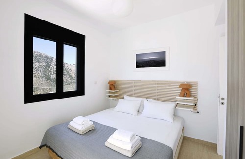 Vrachasi Villa | Aires Villa