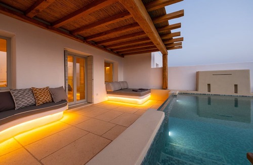 Nea Cryssi Akti Hotel | Utopia Suites by Anna Platanou - Adults only
