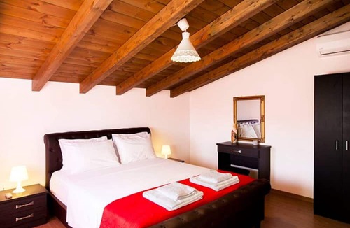 Lygia Villa | Villa Manos in Ligia