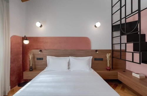 Ioannina Town Centre Hotel | NAIADES the residence ioannina castle