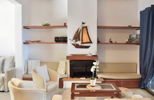 Pefkochori Villa | Stay at Beachfront Villa Lilia in Pefkohori, Halkidiki for a Dreamy Vacation