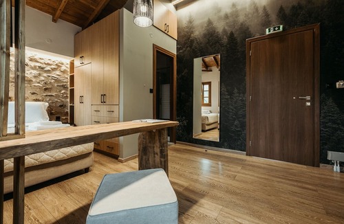Pikoulianika House | Acropolis Mystra Guesthouse