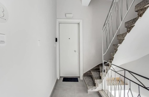 Neapoli-Sykies Apartment | Sanders New Town - Gorgeous 1-bdr Apt w Balcony