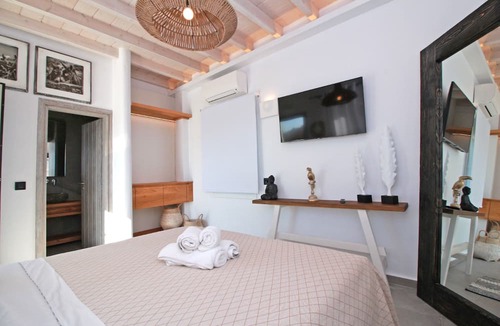 Ftelia Bed & Breakfast | Enalion Suites Mykonos