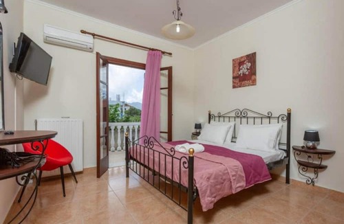 Neromilos Villa | Villa Bora With Private Pool