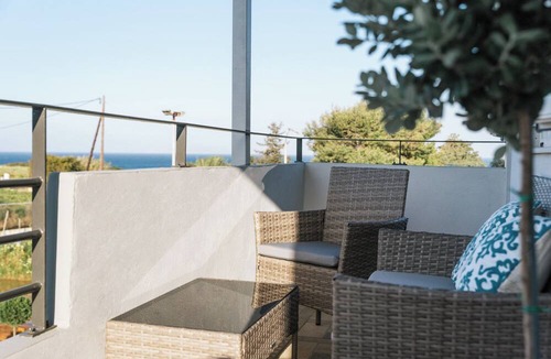 Agia Pelagia Bed & Breakfast | -Ammira Mare-House near sea with pool