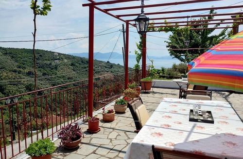 Afetai House | Zina s Cottage in Afetes