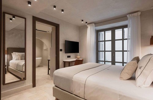 Chania Town Villa | City Moments Villa Free Indoor Heated Pool