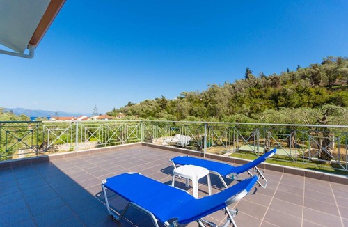 Longos Villa | Villa Mia Private Pool Walk to Beach A C Wifi Car Not Required Eco-friendly - 2598