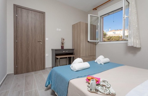 Paliki Villa | Vatsa Beach Villa Large Private Pool Walk to Beach Sea Views A C Wifi - 3021