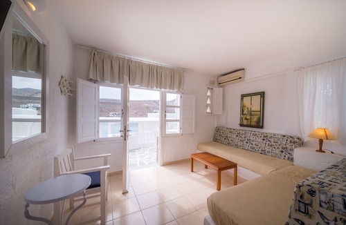 Karavostasis Apartment | Vardia Bay Studios