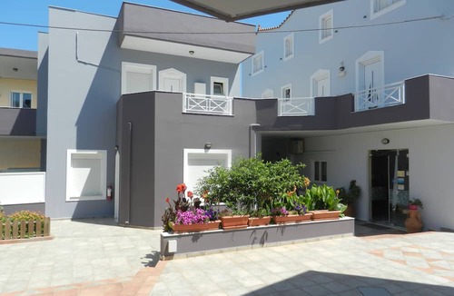 Georgioupolis Hotel | Hotel Athena