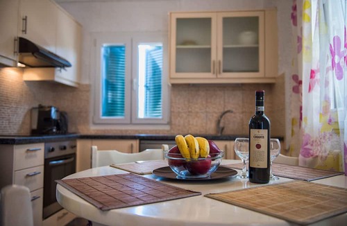 Almiros Beach House | Elli Beach Apartments and Studios