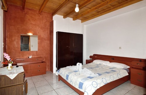 Strovles Villa | Villa Areti - A Cottage in Cretan Nature
