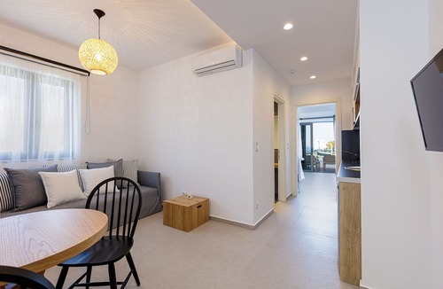 Stavromenos Hotel | Eleven Boutique Suites
