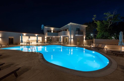 Parga Hotel | Scarabeo Suites & Villas