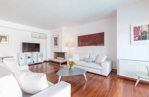 Elliniko Villa | Welcome to Lumen Villa the First of the Adelos Trilogy