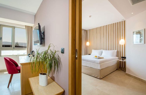 Chania Town Hotel | M City Hotel
