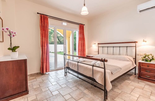 Agios Stefanos Villa | Agios Stefanos Bay - Villa Anna