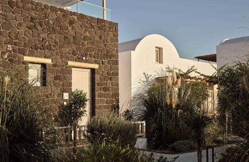 Exomytis Resort | Sea Breeze Santorini Beach Resort, Curio Collection Hilton