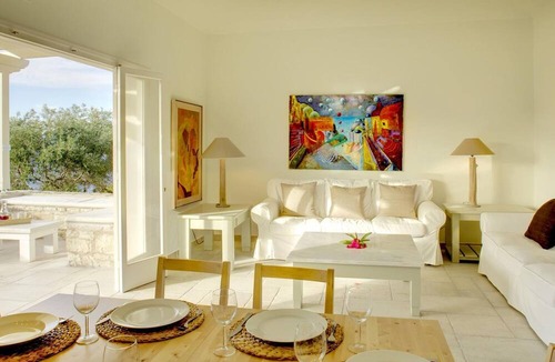 Katsimatika Villa | Villa Flora in Paxi With 4 Bedrooms and 4 Bathrooms