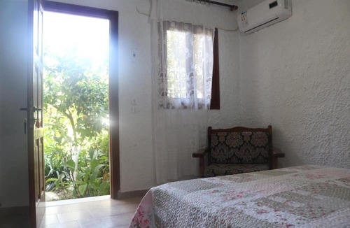 Sinarades Bed & Breakfast | Madalenas B&B