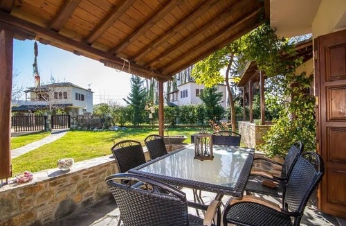 Koropi House | Villa Helios