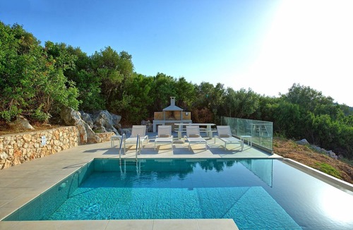 Agios Spyridon Corfu Villa | Villa Athena - Luxury Villa by the Sea with swimming pool on Corfu Island, Greece