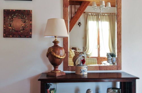 Dhrakata House | La nonna Efrosini