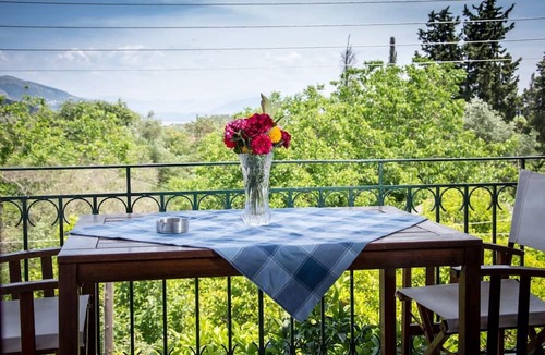 Kato Korakiana House | Villa Avra