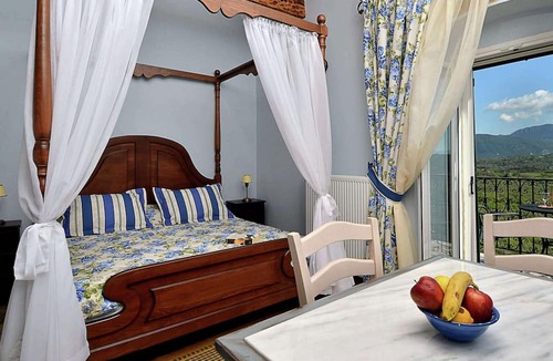 Lakones House | Villa in Paleokastrites with Swimming Pool near Beaches