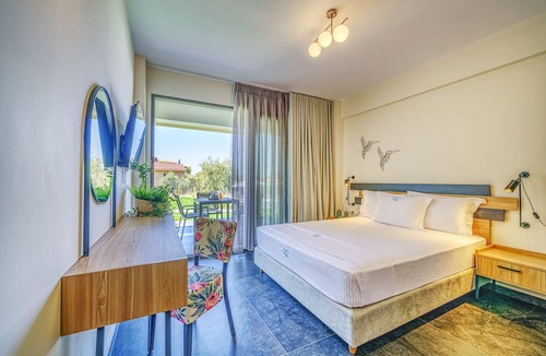 Nikita House | Miroes Suites