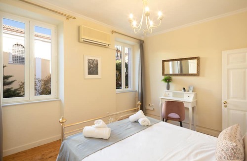 Old Town Apartment | San Nicolo dei Vecchi Casa by CorfuEscapes