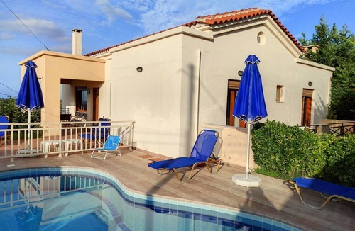 Houdetsi House | Villa Stefanos, sea views, private pool, Rethymno