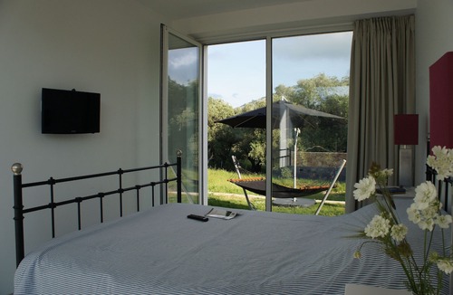 Petaleia Villa | Architect villa between the sea and mountains