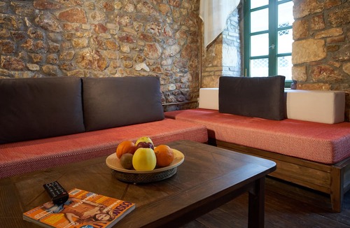 Monastiraki House | Athenian Residences