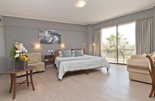 Foinikounta Hotel | Hotel Golden Sun