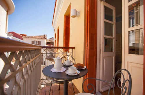 Nafplion City Centre Hotel | Aetoma Hotel