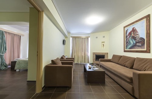 Koulouria Hotel | Thermios Apollon Hotel