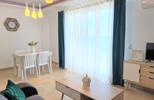 Kalamaki House | Bella Mare Luxury Apartments