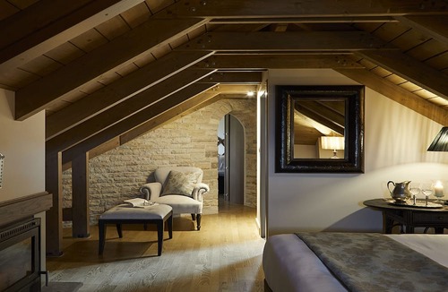 Monodendri Hotel | MounTrace Suites & Spa